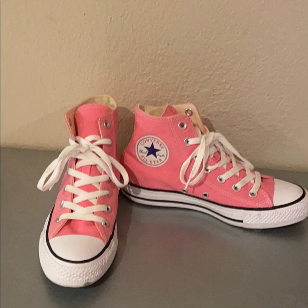 Pink converse shoes